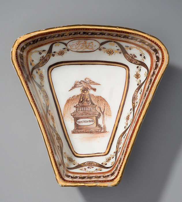 Shell Shaped Sweet Meat Dish from the George Washington Memorial Service Slider Image 4